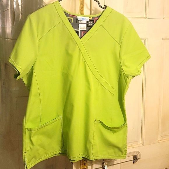 SB Scrubs, Lg, Lime Green, 2 pocket scrub top. EXCELLENT CONDITION, - Picture 1 of 7